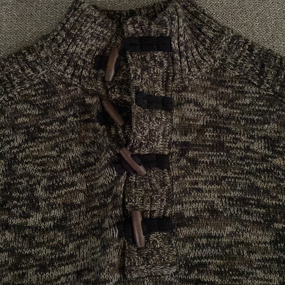 The Buckle sweater size medium - Picture 6 of 6